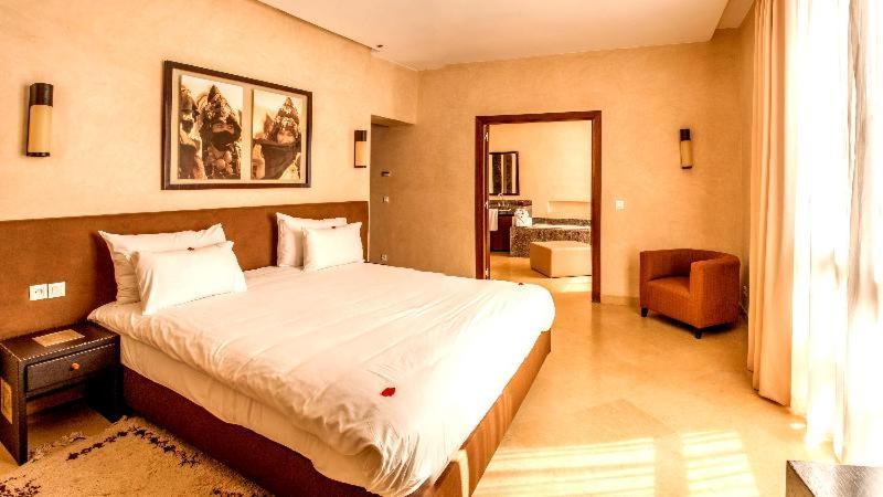 Al Maaden VillaHotel y Spa Marrakesh Habitación foto